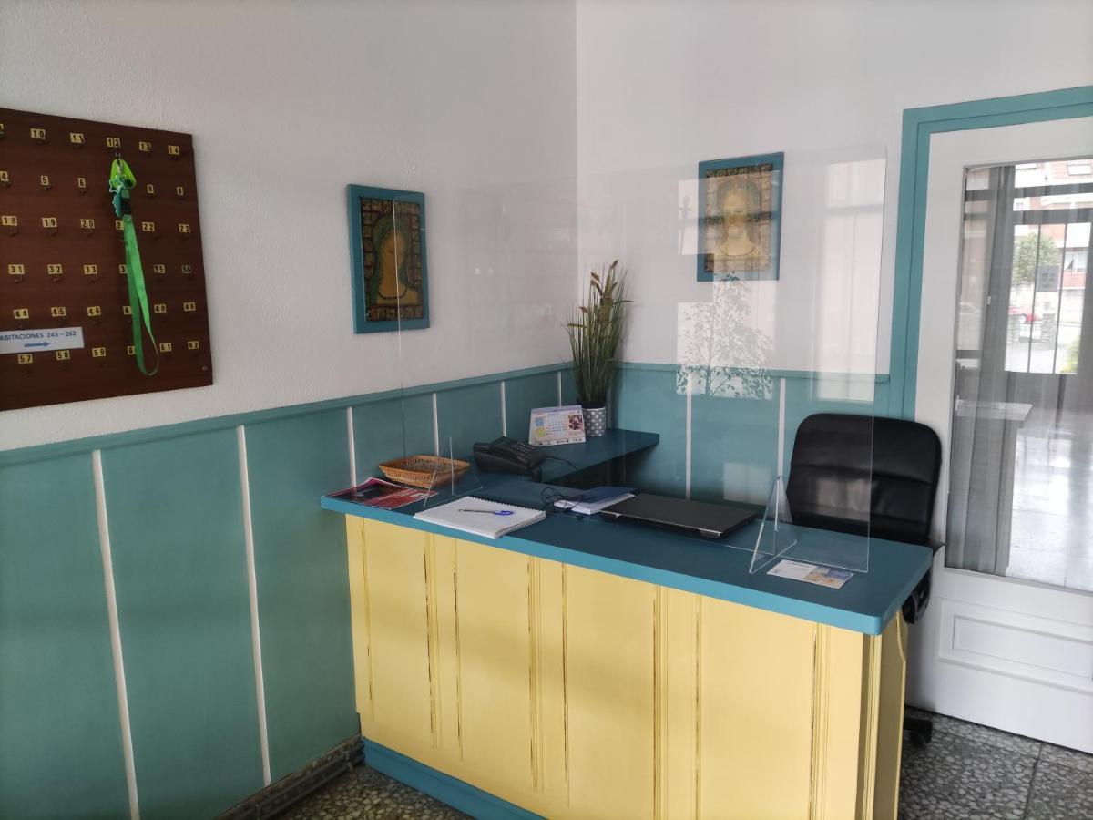 Residencia Universitaria Alto De Miranda - Resisantander Hotel Bagian luar foto